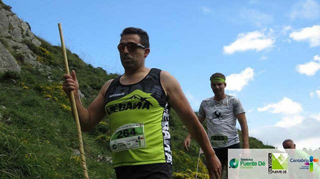 ✫ Las cosas más simples son las más extraordinarias, y solo un sabio consigue verlas. ✍ #PauloCoelho
Recordando #BuenosMomentos del 10º #KmVerticalFuenteDé 2019
📷➡ <a href="/michelrabanal/">Michel Rabanal</a>
⛰🏃‍♀️🏃‍♂️
.
.
.
#PicosdeEuropa #10diciembre #liebana #valledecamaleño #… ift.tt/2E4gvp9