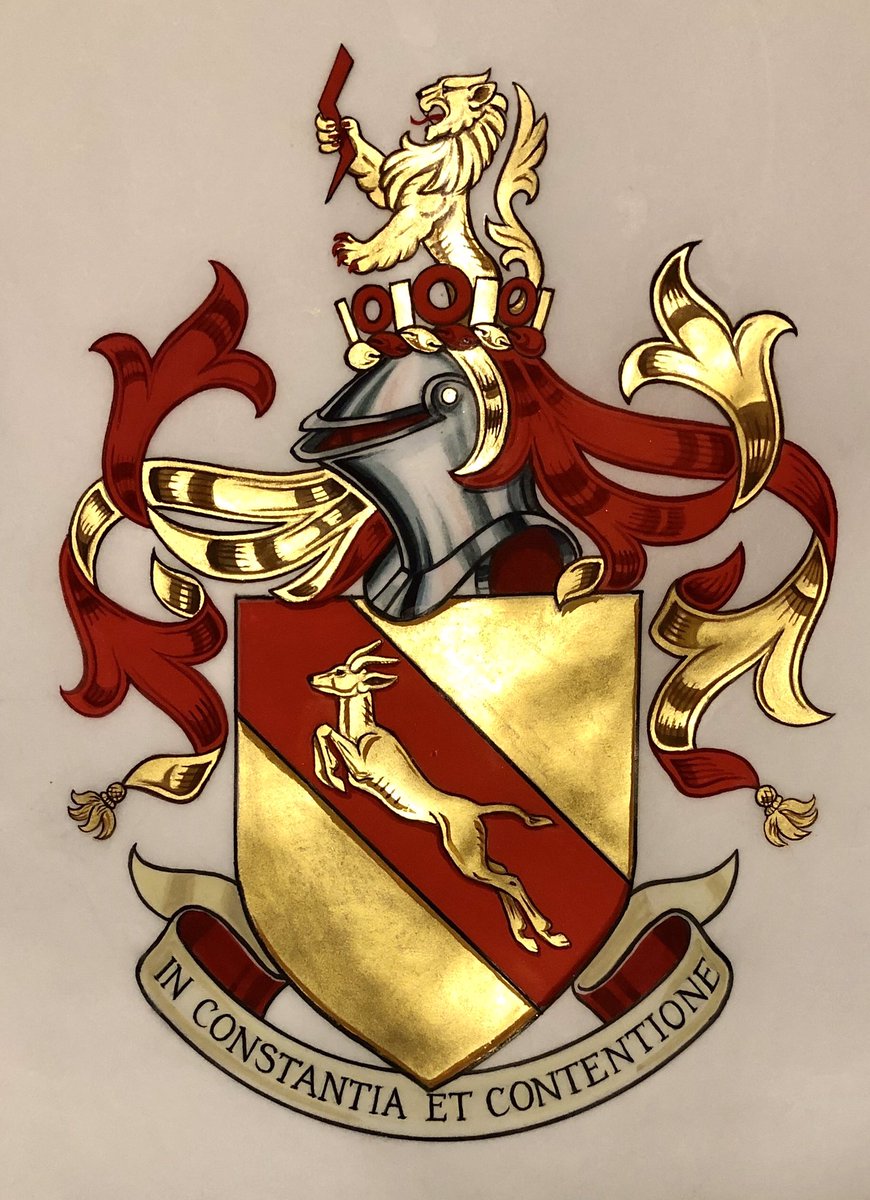 EdhemEmma's tweet image. What a marvellous evening at the College of Arms as the Windsor Herald unveiled my husband’s and my new Coats of Arms! Her Majesty must have been having one of those days when she saw fit to grant them to us... Mine in blue and Riaan’s in red. Surrounded by our wonderful friends.