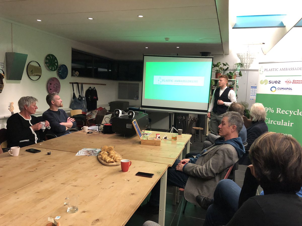 Vanavond statenleden PvdA, D66, CDA en VVD <a href="/ProvDrenthe/">Provincie Drenthe</a> op bezoek gehad bij <a href="/Toolboxemmen/">Toolbox</a> incl <a href="/CIVDCT/">DCTech</a> en <a href="/hondsrugcollege/">Hondsrug College</a> om uitleg te geven hoe we met elkaar impact kunnen maken mbt bedrijfsplastic vanuit scholen, sportverenigingen en bedrijven. Van afval, naar grondstof