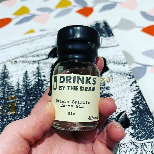 Fresh ginger and cardamom bring @brightspiritsltd Roots #gin alive, but with proper juniper running alongside of it. Full thoughts on today’s #ginvent over on the #blog 👆🏻link in bio!
.
.

#craftgin #ginstagram #gintonic #ginandtonic #ginfluencer #ginblo… ift.tt/2qDMDwL