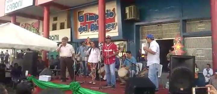 charlychaves's tweet photo. 📷📸#EnFotos || Así recibimos la Navidad🎆 en la Zona Educativa Táchira, al ritmo de los villancicos🎶, gaitas🎼 y aguinaldos🎵, a cargo de nuestros estudiantes👦👧 y el Grupo Magisterial de @ZonaEducTachira @CDPculturatach #ParrandónNavideñoZETáchira2019
#VenezuelaEnVictoria https://t.co/PHR329OB7p