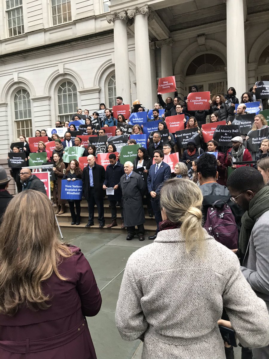 marie_defender's tweet image. #RallyforFreedom Marvin Mayfield setting the tone for our celebration. On this #HumansRightsDay we celebrate freedom.