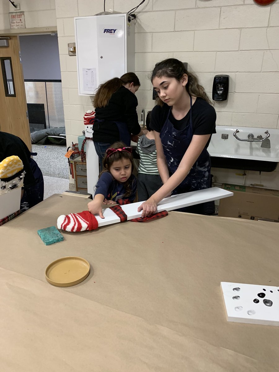 Mineola High School tweet media