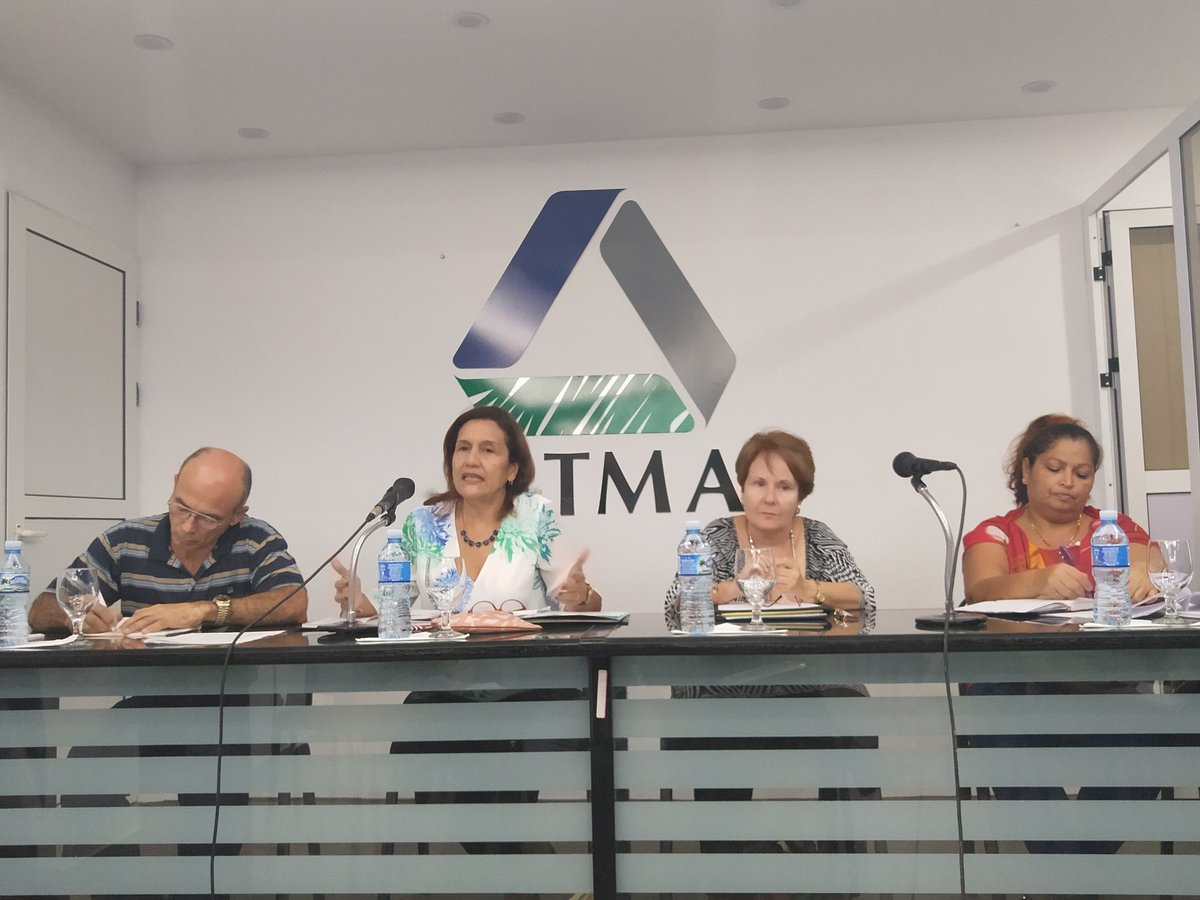 #Cuba Discute Consejo Dirección <a href="/citmacuba/">Ministerio de Ciencia, Tecnología y Medio Ambiente</a> Estrategia de Formación Doctoral en presencia <a href="/ondinaleon/">ondinaleon</a> <a href="/CubaMES/">MES</a> y Com. Nac. Grado Científico En formación 190 doctorantes  <a href="/DiazCanelB/">Miguel Díaz-Canel Bermúdez</a> <a href="/DrRobertoMOjeda/">Dr. Roberto Morales Ojeda</a> <a href="/ElbaRosaPM/">Elba Rosa</a> @adiunah <a href="/cruz_dayamy/">Dayamy Gonzalez Cruz</a> <a href="/ProyectosCITMA/">Jorge Gómez</a> <a href="/SANTANACITMA/">JOSE FIDEL SANTANA NUÑEZ</a> <a href="/BarbaraCalcedo/">Bárbara Calcedo</a>