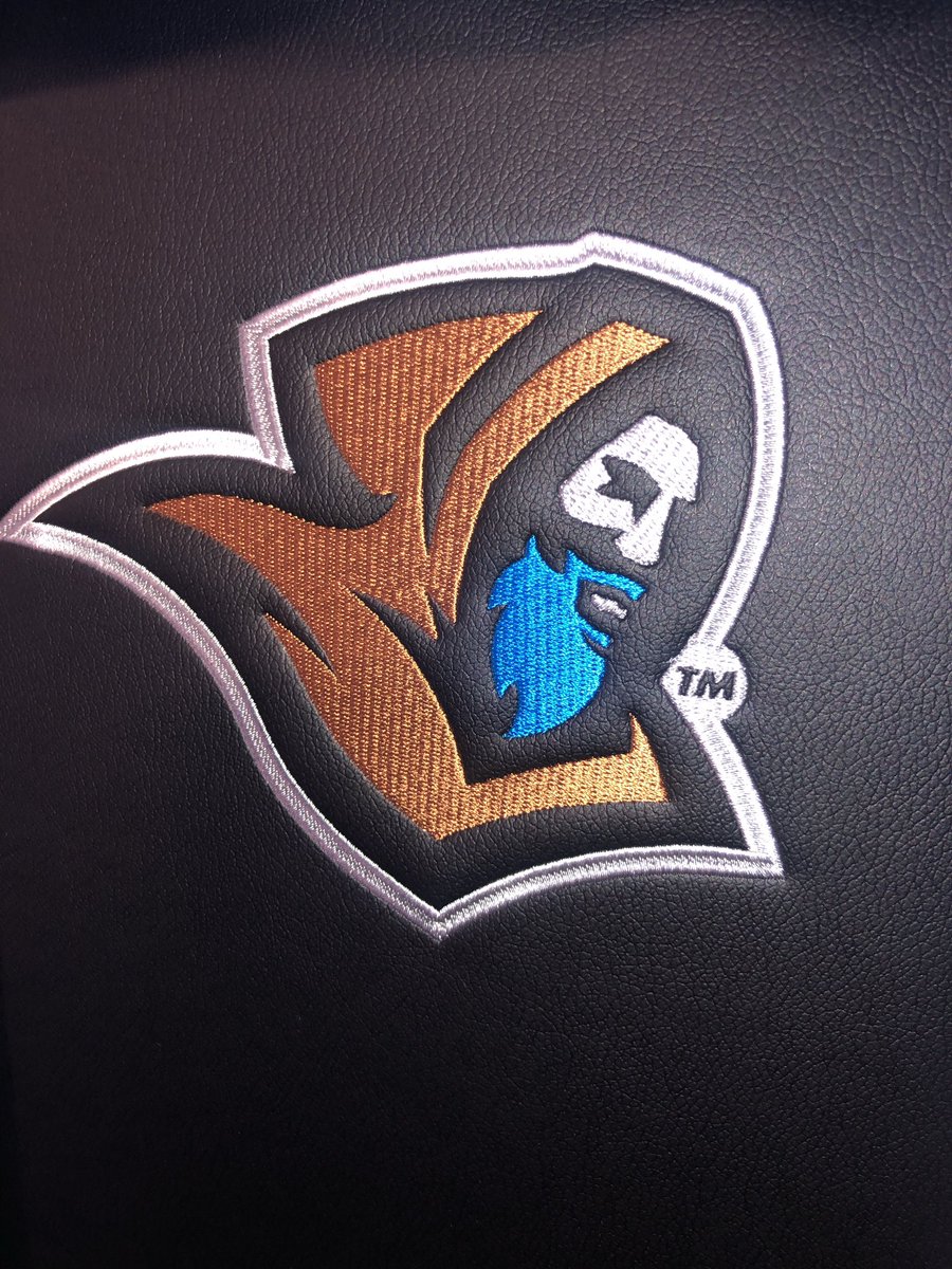 MonksEsports's tweet photo. Check out our Monks Chairs by @DXRacer. #GoMonks #SJCME https://t.co/uqoO2BZkTI