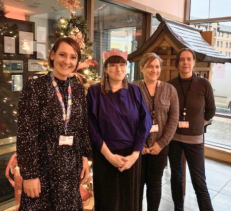 ConnectLaura's tweet image. The @SAMHtweets CYP team Christmas lunch at Sapporro Teppanyaki! Minus Nina and Shona - working in schools can be rewarding but very flu inducing this time of year. Love, snot and communal eating to all! 🎄