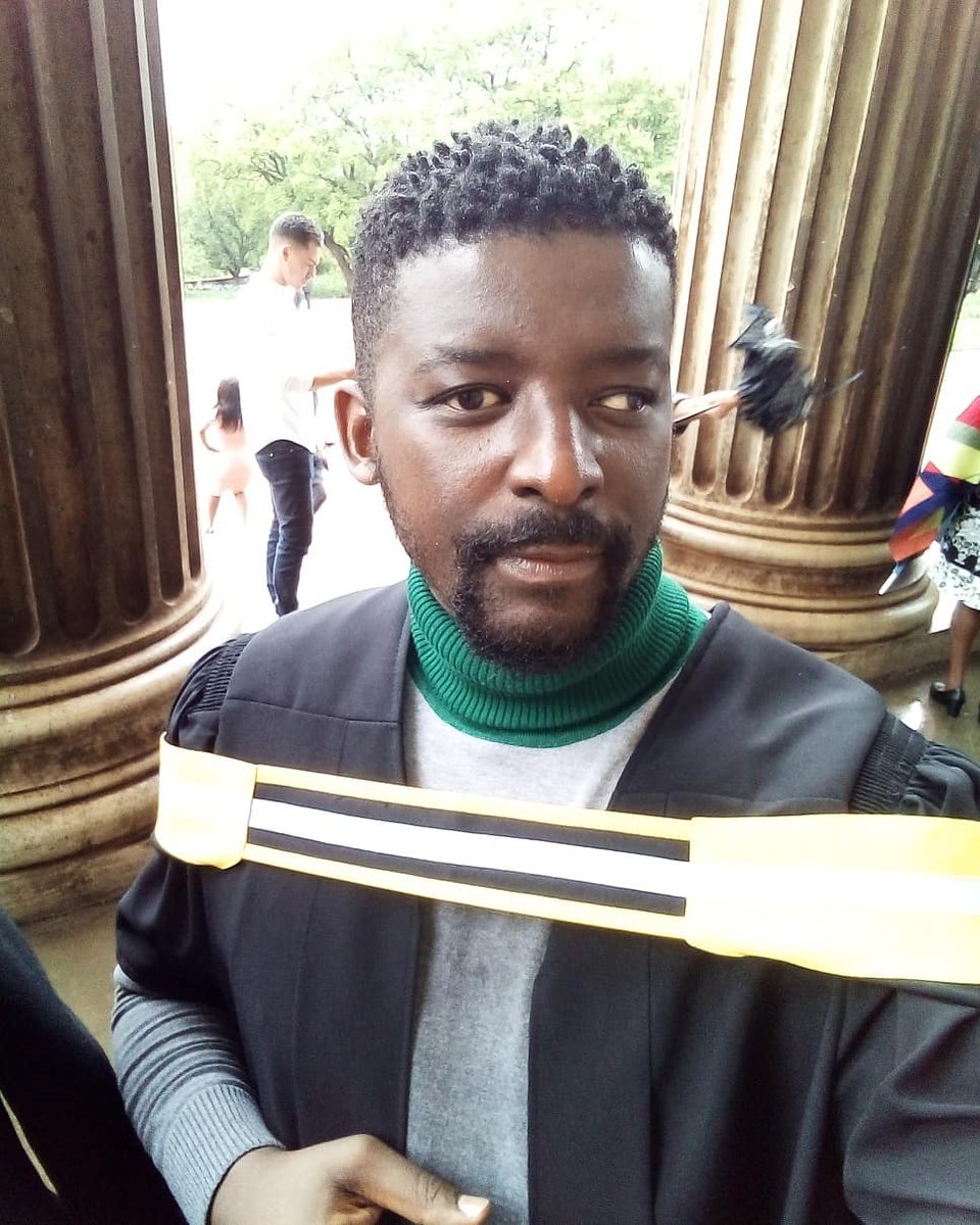 DubePaschal's tweet photo. Today I graduated for my BA Hons, I am not done as I will soon be focusing on my research paper for Masters... I will only rest after my red gown 🙈 Wits graduation, in the presence of an Icon mum Gertrude Shope 
#Past3amSquad 
#vukuzenzele
#makeeducationfashionable https://t.co/OeAKlpI5zn