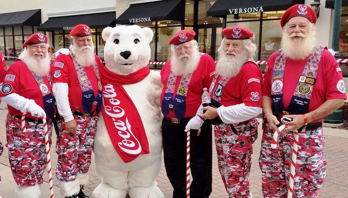 Who is coming to the Downtown Springfield Christmas Parade on Saturday from 1-3pm? Bubbles, the lovable Ozarks Coke polar bear will be there! Come join him!