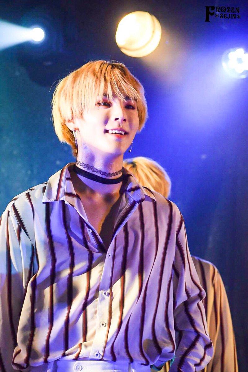 FrozenSejin's tweet photo. 세진아~❄️
연습 열심히 하세요 ( ´ •̥  ̫ •̥ ` )

D-10❄️

#세진 #이세진 #UTH #유스 #얼음왕자님 #SEJIN #セジン https://t.co/TDRzXcSdjE