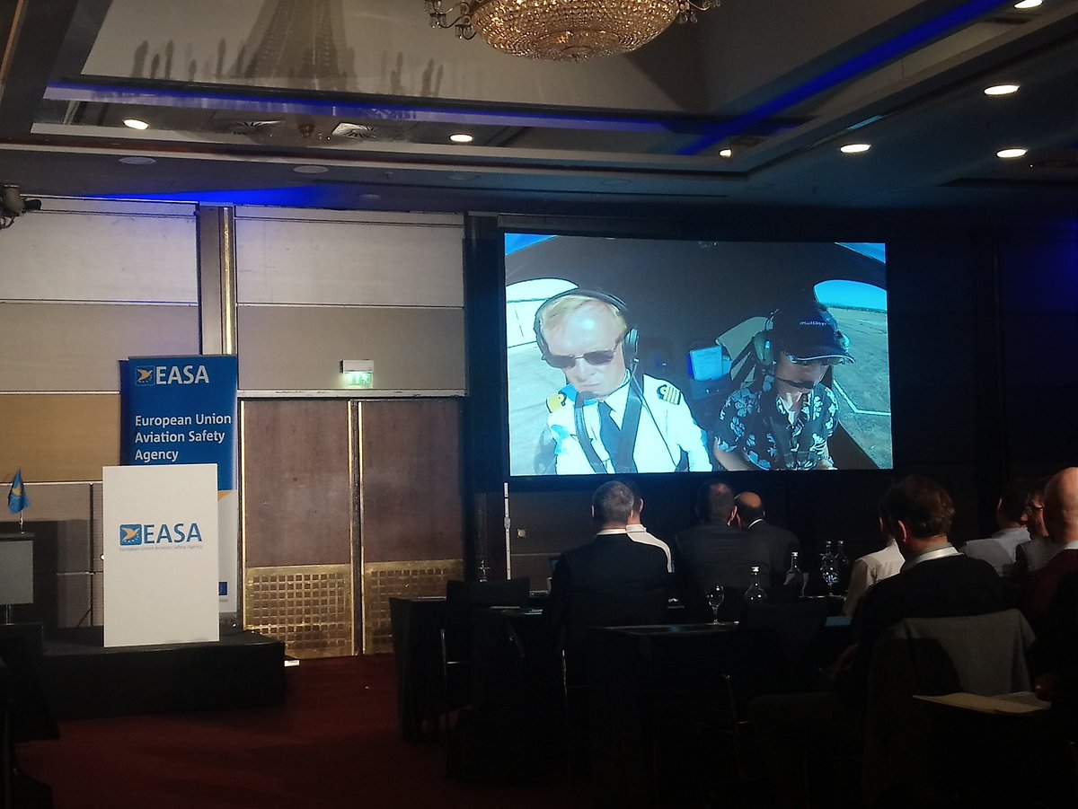 PaulinaMarc's tweet photo. #RotorcraftSymposium @EASA presenting new rotorcraft safety promotion tools. Reaching out to the heli community @eu_cockpit https://t.co/yktitafaRP