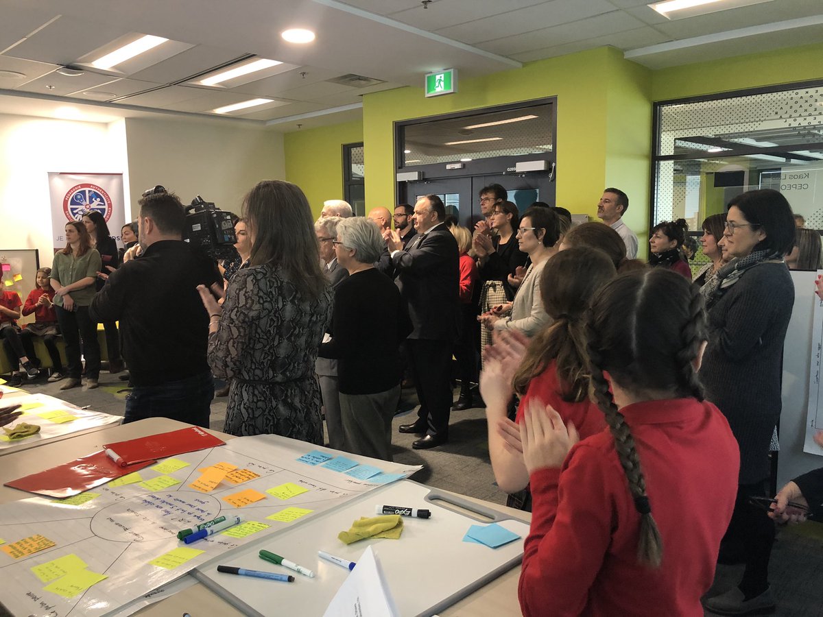 Lise Bourgeois, pdg <a href="/CollegeLaCite/">LA CITÉ</a>, explique que le Kaos Lab - @Ottawacepeo du Collège démontre tte l'importance accordée à l'innovation et l'entrepreneuriat ds le continuum d'éducation de langue fr. Un espace qui stimulera l'esprit créatif et éveillera de nouv. intérêts!