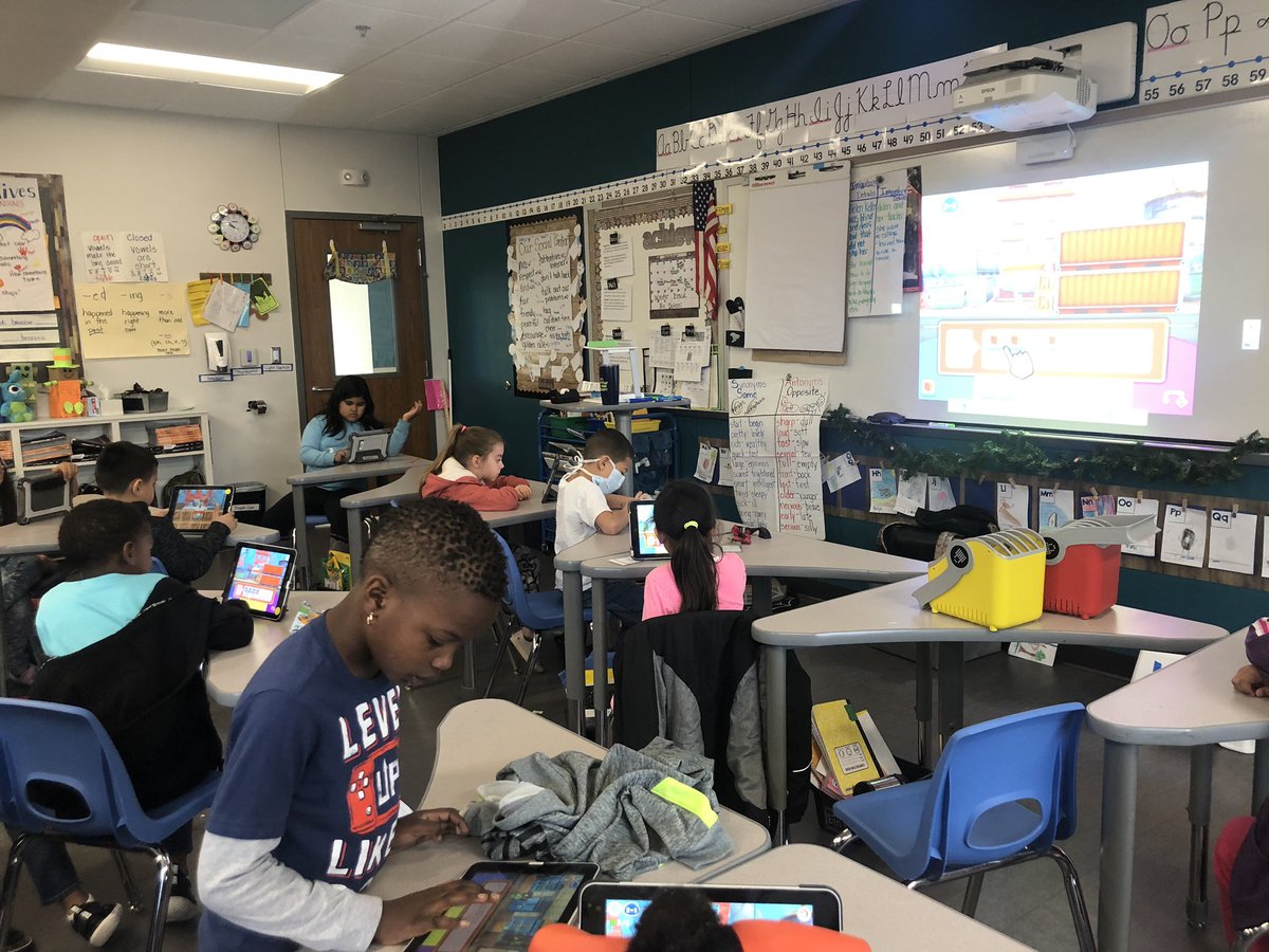 adelinespianos1's tweet image. 2nd grade students enjoyed their an hour of code today with CodeSparks.  #anhourofCode #codesparksacademy @GPISDTech