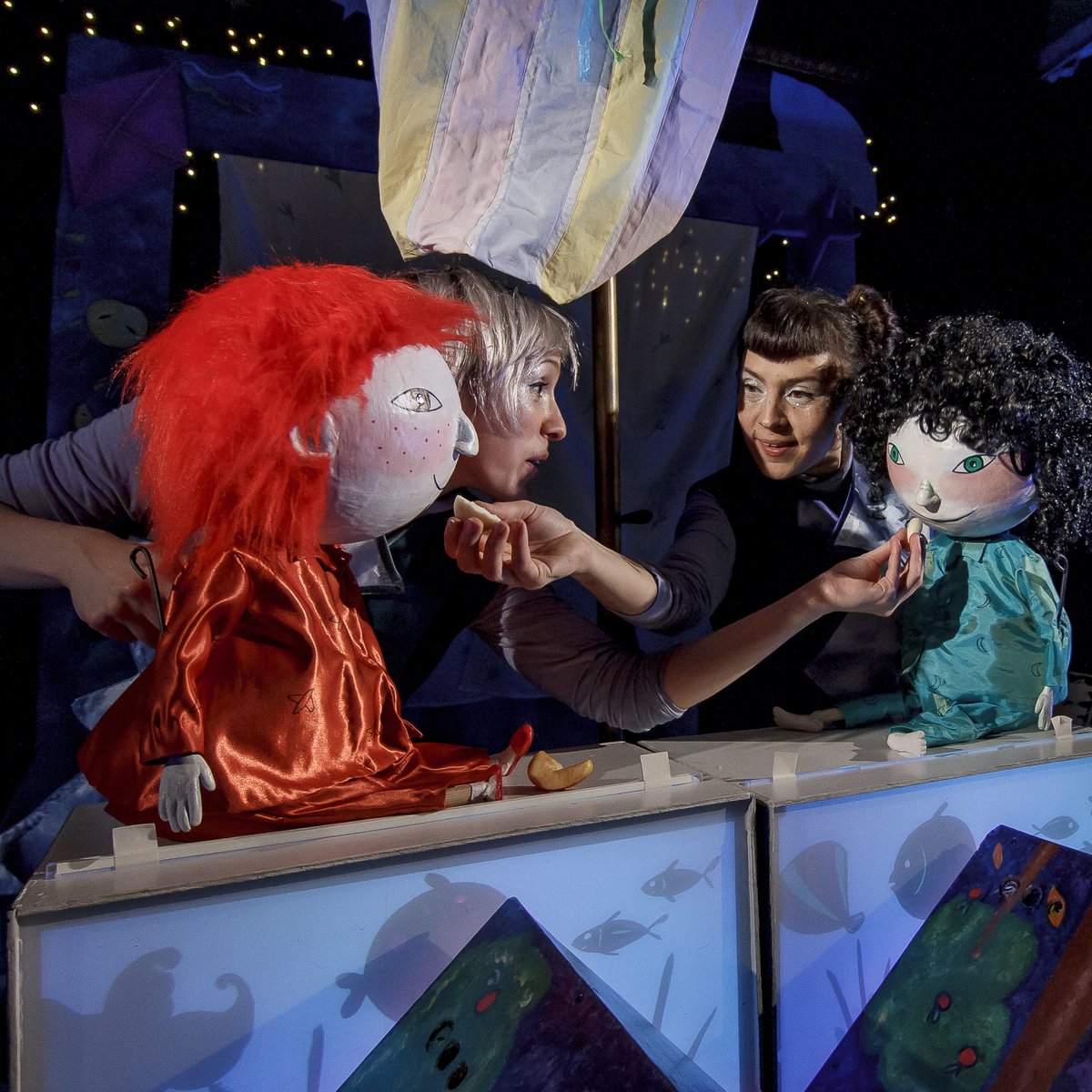 Newhampton's tweet photo. 🎅*THIS WEEKEND ONLY*🎄 Join us for our Christmas show with Moonbeam On A Cat's Ear this Sat 14th &amp; Sun 15th December.

From the book by Marie-Louise Gay comes a visual adventure with puppetry, movement and music!

Find out more here: https://t.co/cYoGfQ61KG

@WhatsOnWolves https://t.co/pQYx7wKpUq
