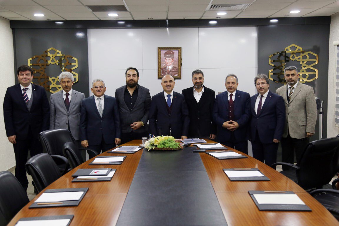 nsfaaa's tweet photo. Valilikte Bir Hayırsever Protokolü Daha https://t.co/qgkav6Sej3 https://t.co/1revQpHGDn