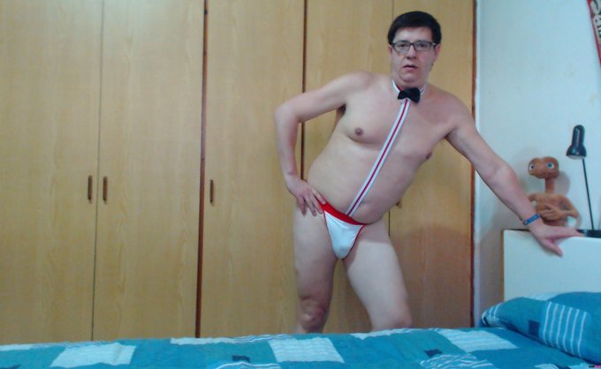 I’m online right now on CamLust! Call with me now. #CamLust #camboy https://t.co/Z9ssfwYJj4 RT = Like