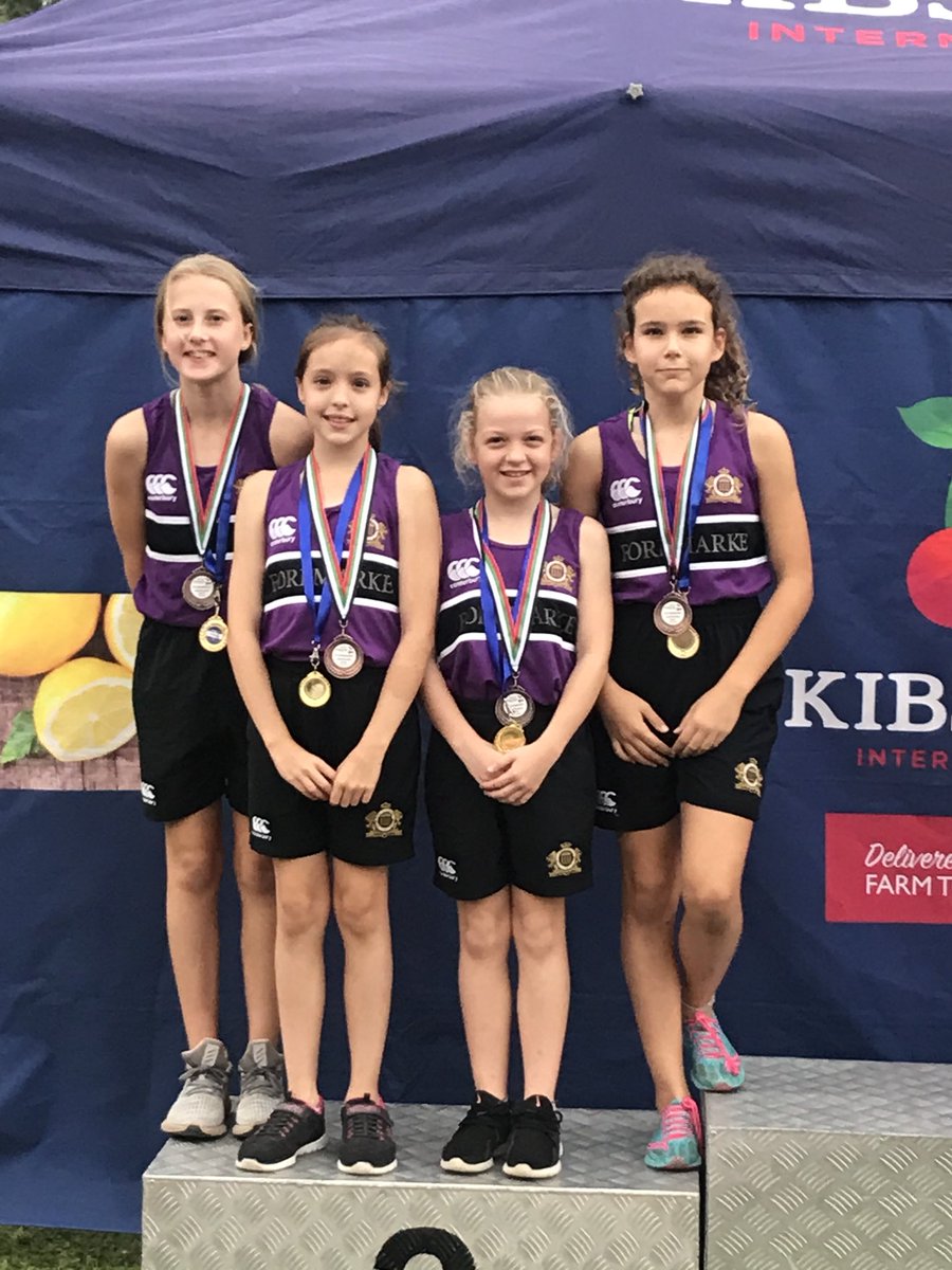 ReptonAB_Sport's tweet photo. Well done to the U10 &amp; U11 runners who participated in the DASSA cross country relay event today 🏃‍♀️🏃All of the athletes ran with great determination and speed and achieved some impressive results. U10 girls 3rd 🥉U11 girls 3rd 🥉
#ForemarkeDXBSport
@FMKDXB_Year5
@FMKDXB_Year6 https://t.co/V2WkBFvvwm