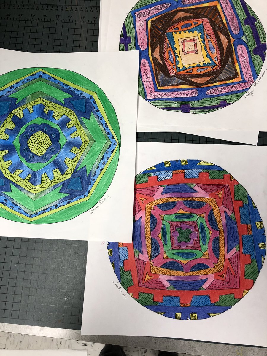 grahammsart's tweet photo. Beautiful craftsmanship on these radial balance drawings by 7th grade artists. https://t.co/8N1rSht47s