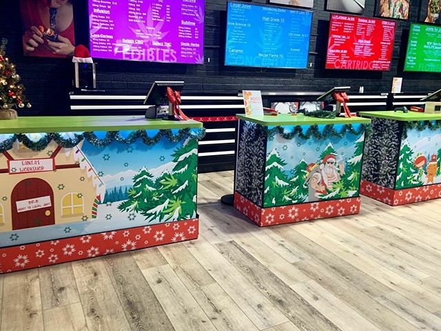 localjointaz's tweet photo. Have you seen the new additions?! Local Joint is ready for the holidays! 🎅🏻🎄❄️☃️ @charlotteoliva21 •
•
•
•
#keepitlocal #shoplocal #puffco
#localjoint_az  #cannabislove #beautifulday
#rollitup #420lifestyle #mmj
#elevateyourself #localjoint #smok… https://t.co/9PELlVP0xH https://t.co/HJ3JKmVpyA