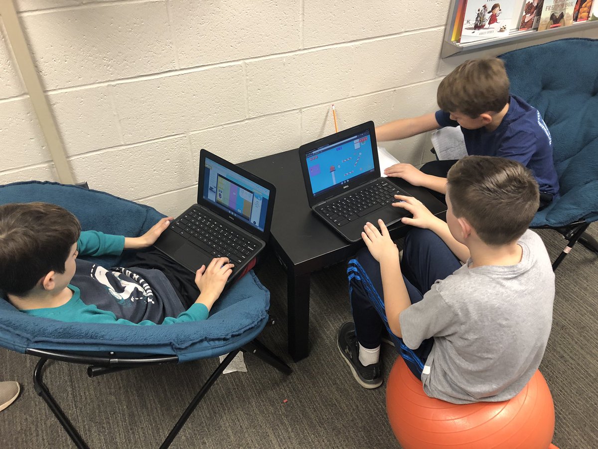 chantalmurphy4's tweet image. Mrs. Spencer’s kids are practicing Math and Coding!!! #smarties #FMSD12Days #panthersengaged @lovetolearnPKE