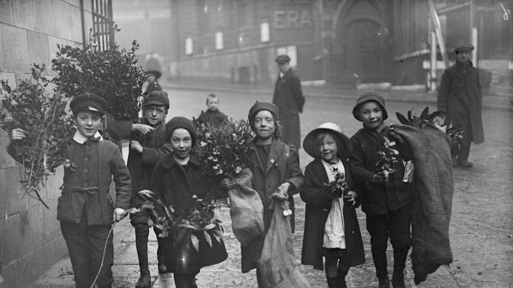 Institute of Historical Research (@ihr_history) on Twitter photo A note for all our <a href="/IHR_Library/">IHR Wohl Library</a> users, students, fellows and staff:
Over the holiday season, our hours will be as follows:
Mon 16 Dec – Fri 20 Dec: 9.00 – 17.15
Closed from 21 Dec to 1 Jan
Thursday 2 Jan – Friday 3 Jan: 9.00 – 17.15
Saturday 4 January: closed
#Christmas A note for all our <a href="/IHR_Library/">IHR Wohl Library</a> users, students, fellows and staff:
Over the holiday season, our hours will be as follows:
Mon 16 Dec – Fri 20 Dec: 9.00 – 17.15
Closed from 21 Dec to 1 Jan
Thursday 2 Jan – Friday 3 Jan: 9.00 – 17.15
Saturday 4 January: closed
#Christmas
