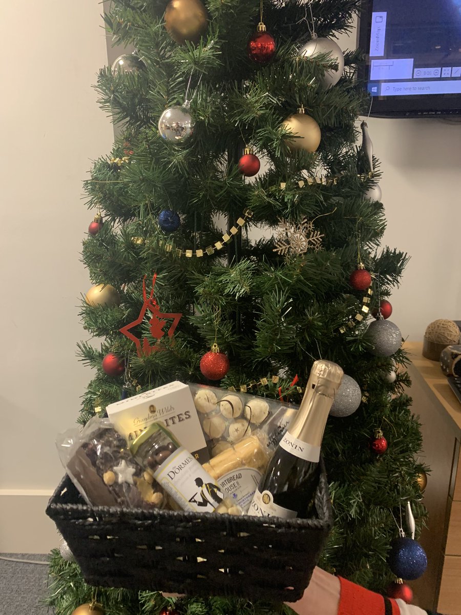 P2PMaritime's tweet photo. Thank you @CrestaMarine for our gift #MerryChristmas2019 https://t.co/UkTs4LrKBL