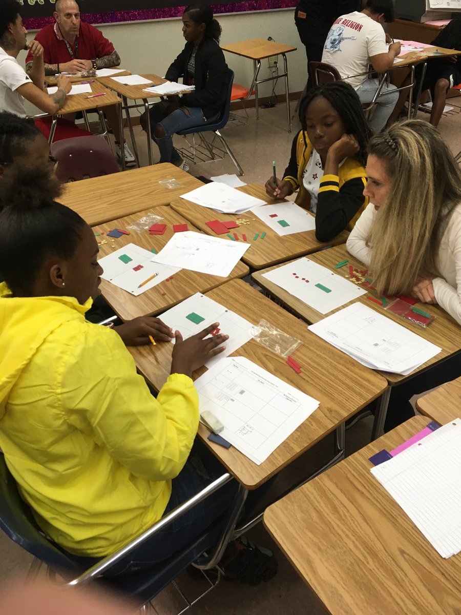 KnotePad1's tweet photo. Algebra tiles fun @browardschools @BrowardMath  @segarrac https://t.co/1CROdcciFx