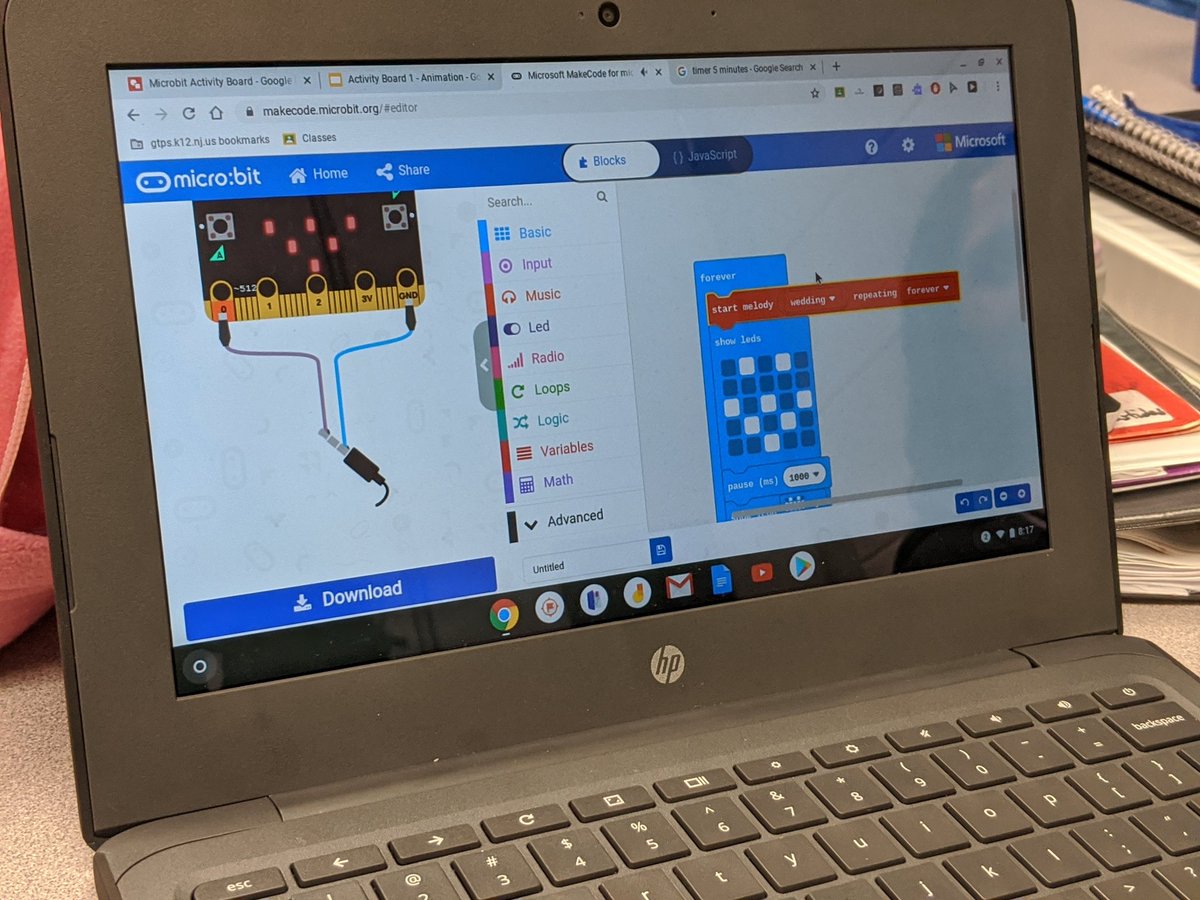 The_Tech_Lady's tweet image. Students are coding basic concepts using the block base editor in @MSMakeCode @microbit_edu, watching the output on the simulator. #GTMSedtech #CSEduWeek #HourofCode #STEM #ComputerScience #Girlscancode #HourofCode #CodeforGood