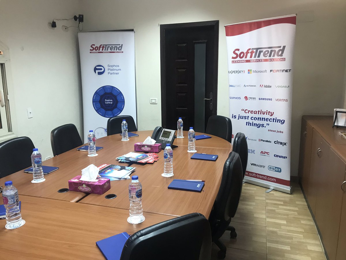 Soft_Trend's tweet photo. تم إجراء ورشة عمل تفاعلية اليوم في مقر الشركة بواسطة المهندس شريف صالح، مهندس النظم بشركة Sophos، لعملائنا المميزين. نود أن نشكر المهندس شريف و عملائنا الكرام على النتائج الناجحة للورشة. 

#SoftTrend  #sophos #security #IT #information_technology #technology https://t.co/3CR1pWnzAZ