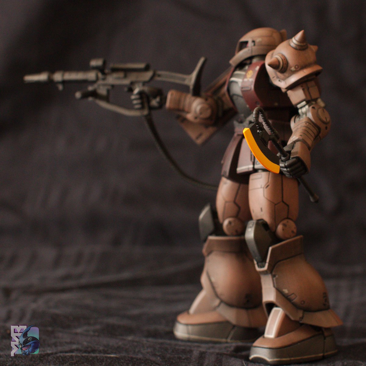 Matt_K_Builds's tweet photo. HG Zaku 1 I recently finished.

Painted with Mr Color, modo, and Spaz Stix paints. Gunk wash with abteilung Starship Filth.

#gunpla #gundam #mobilesuitgundam #gundambuilder #gundamcommunity #gunplabuilder #gunplacommunity #plamo #bandai #mobilesuit #mecha #zaku https://t.co/pNbK7oGPQq