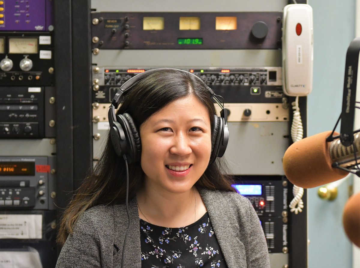 queensuResearch's tweet image. Tomorrow&apos;s Blind Date with Knowledge finale will explore what we can learn from designing #robots to walk &amp;amp; how teaching language to computers is key to #AI

Tune in tomorrow @CFRC at 5:30PM to hear #queensu researchers Amy Wu (@robots_are_fun) &amp;amp; @XiaodanZhu2048

#QueensuResearch