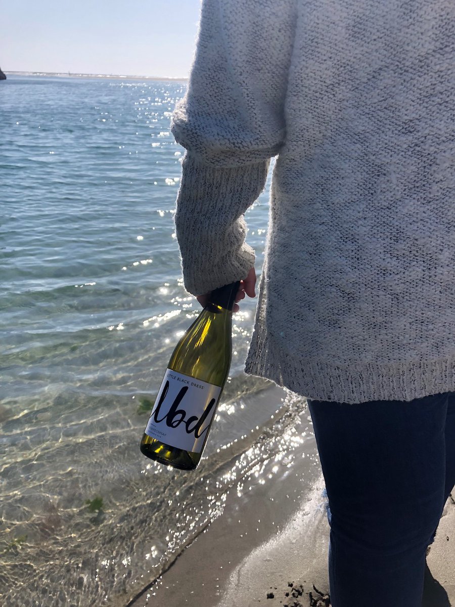 LBD_wines's tweet photo. Let this be the season that brings out the best in your life. https://t.co/6WkbSbnW7z