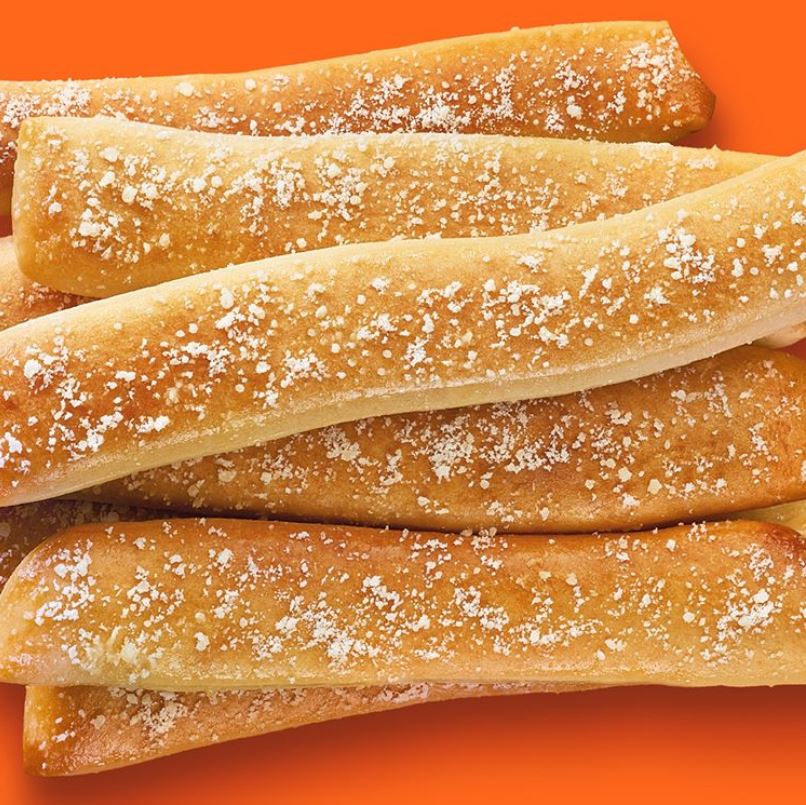 Shop_SWB's tweet image. Pizza is great but let's not forget about these soft and fluffy snacks that are just as tasty. Stop by Little Caesars at Shoppers World and satisfy your breadsticks craving. 
*
*
#ShoppersWorldBrampton #SWB #breadsticks #pizzanight #pizzalover