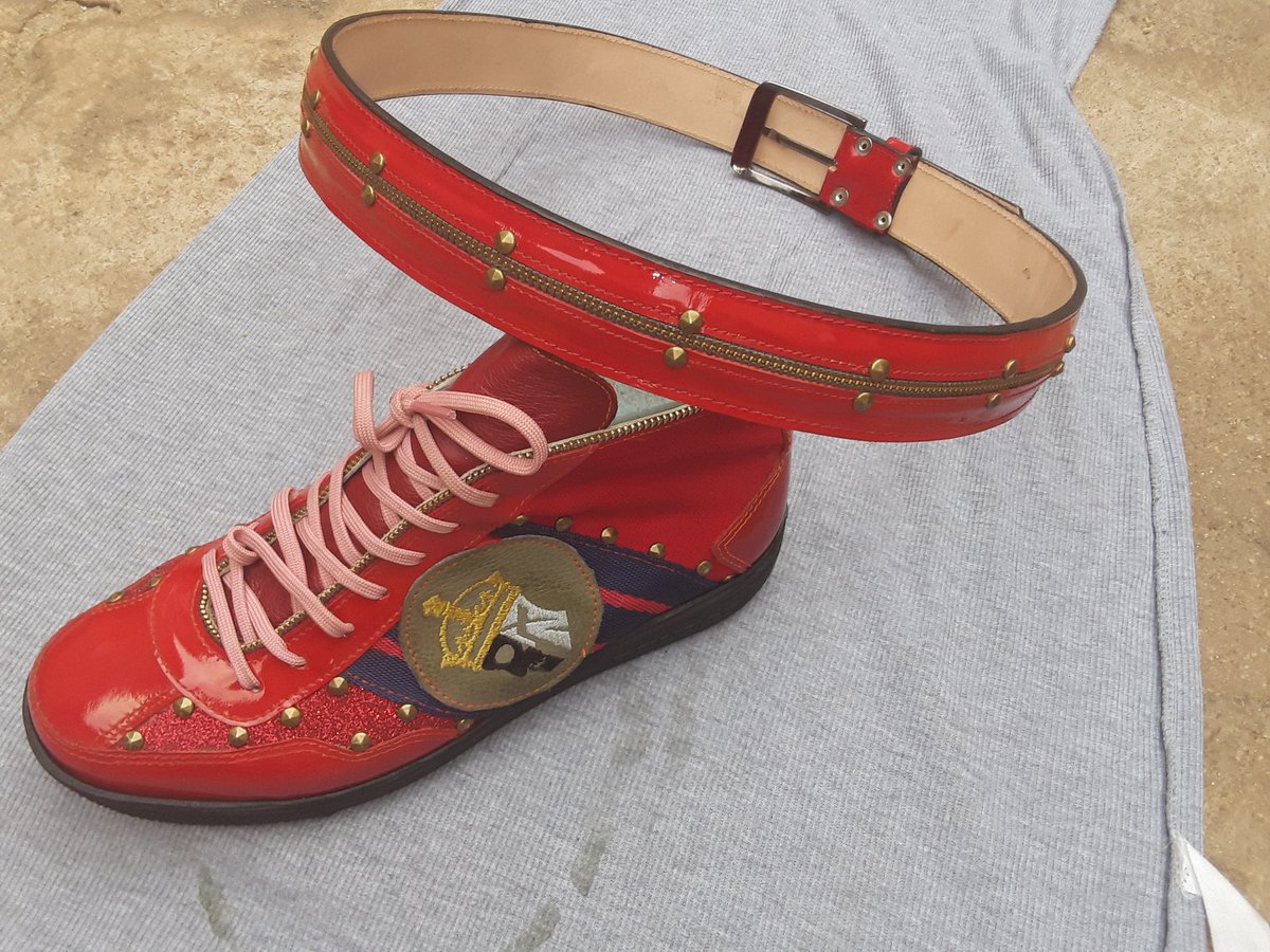 ItumelengModib9's tweet photo. #SPINARA hand made shoes and belts please support  by re_tweeting https://t.co/pxty39cePR
