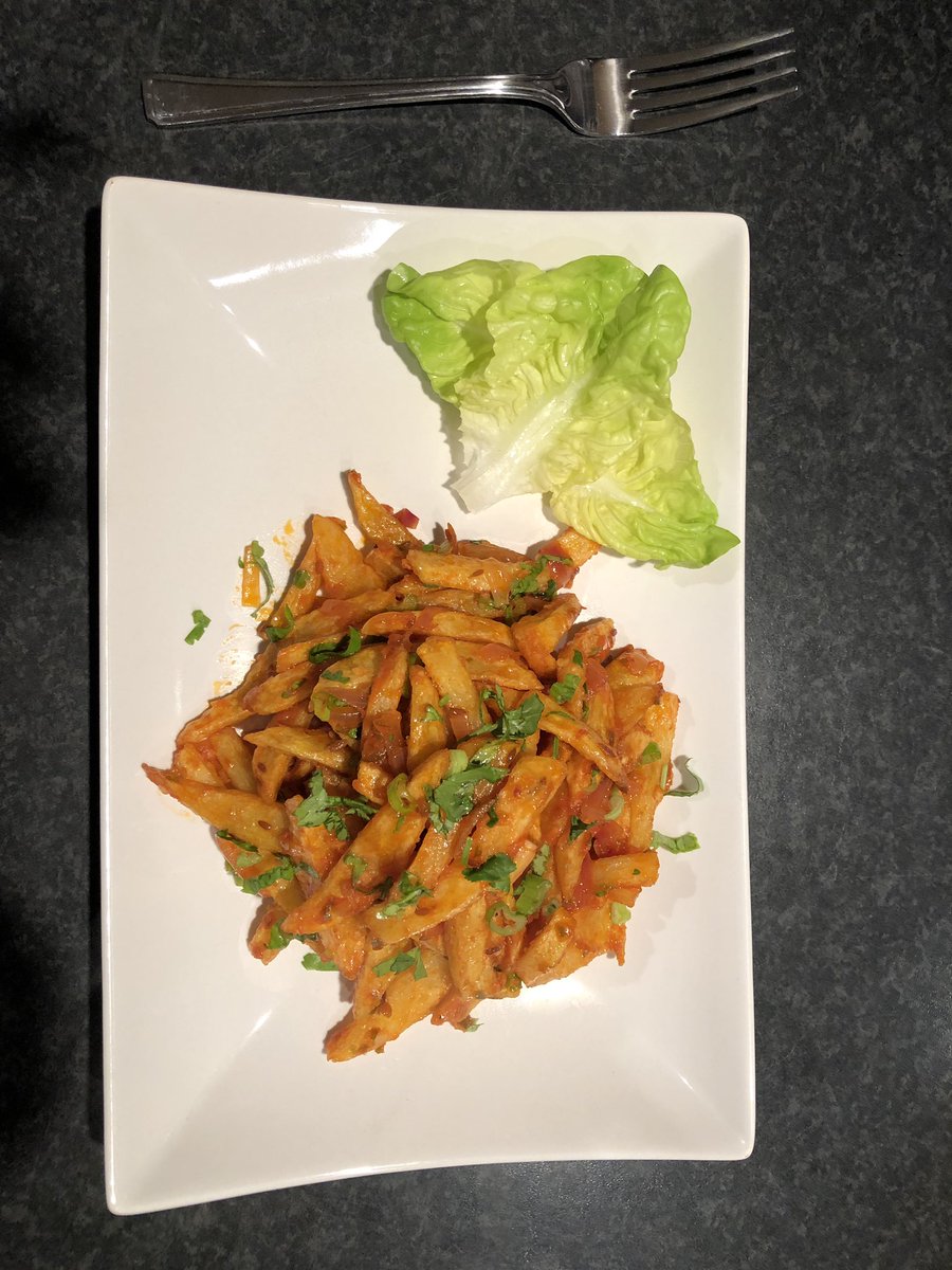 druggy21's tweet photo. #ChefRubyInTheHouse #HomemadeMasalaChips #Indian #DesiFood https://t.co/XHcQKE5eBU