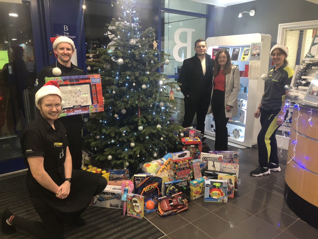 Michell19146639's tweet photo. #MissionChristmas @fifepharmacy gifts 🎁 dropped off at collation point for this year’s Christmas appeal . Gifts collected at lunch today instead of secret Santa gifts . https://t.co/mOwm5loTe8