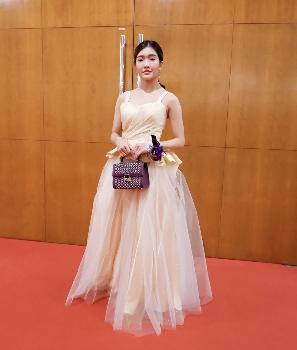 chaksarn's tweet photo. Full of charm, N’ Jennis BNK48 
เสน่ห์ล้นเหลือมาก 😍

#JennisBNK48 #เจนนิษฐ์ #BNK48 #WhereWeBelong #JennisAsianStarsUpNext 

Bag: Chaksarn
Dress: Passa https://t.co/BrR0cqy5iK