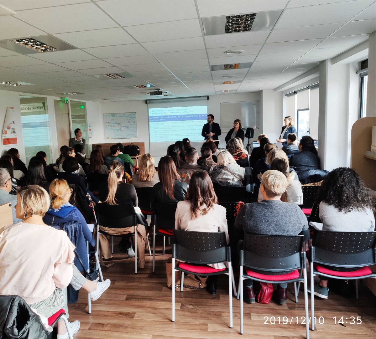 DelmoulyS's tweet photo. Démarrage avec @Poleemploi_oc #Beziers Capiscol, des recrutements pour les 30 postes de Gestionnaire en recouvrement des pensions alimentaires pour la @caf34_actus https://t.co/KQnYTMsRQ3