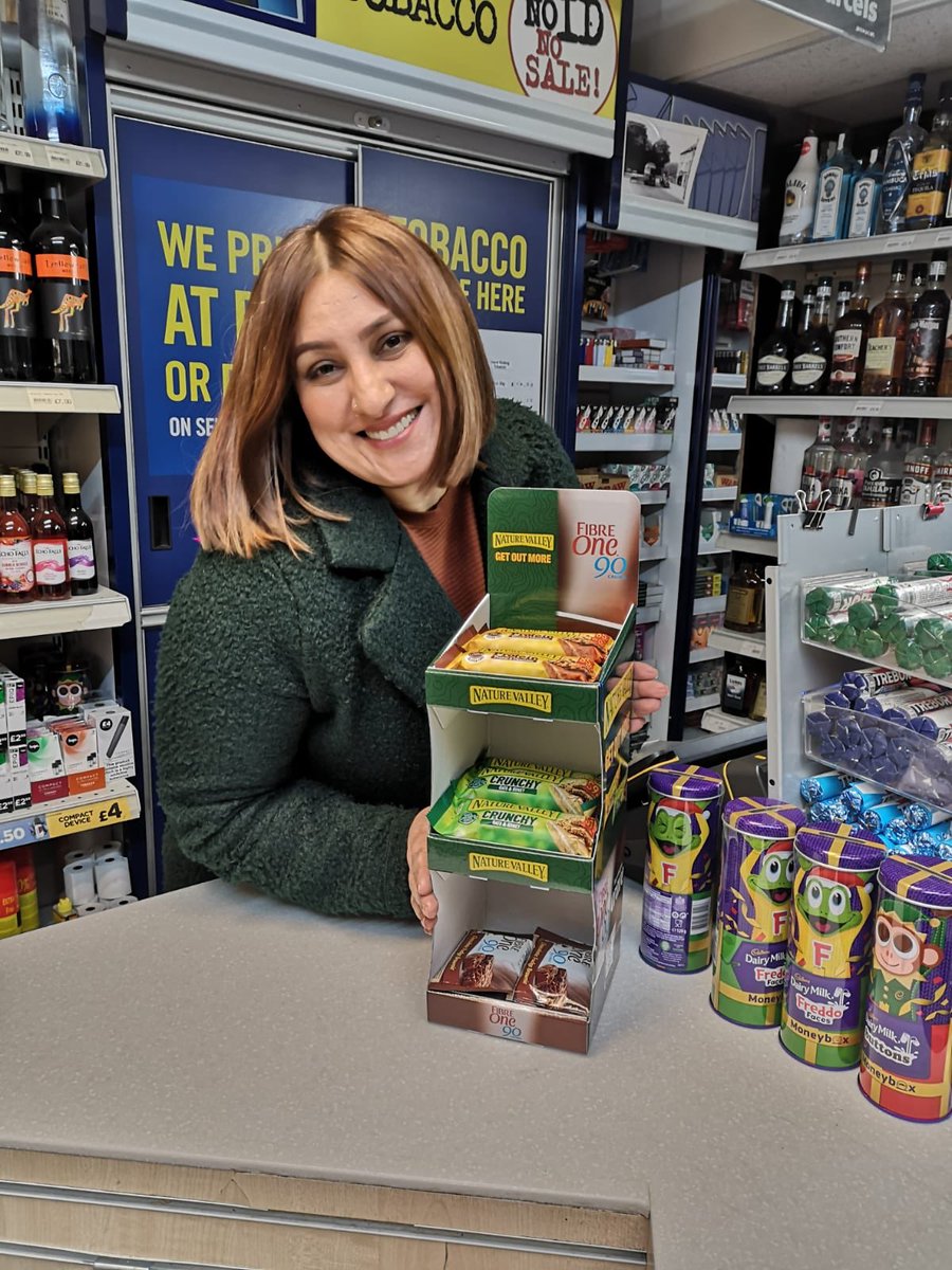 SalesStrictly's tweet photo. Our exclusive General Mills team have been busy selling/distributing delicious Nature Valley &amp; Fibre One bars across the Midlands and North of England!  

All new distribution points in the photos below and again all well received by the happy retailers! https://t.co/dwFeQc7m2A