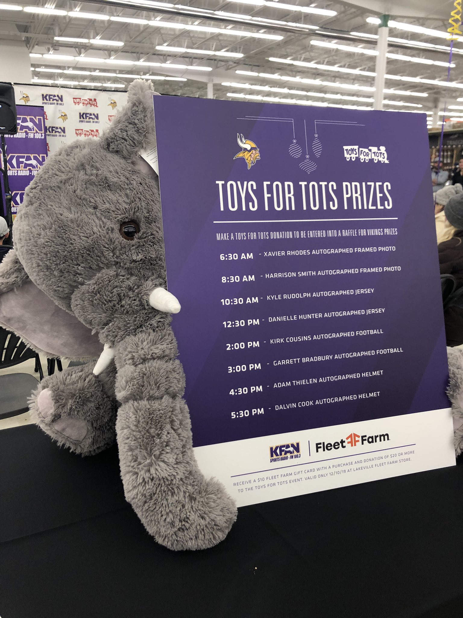 fleet farm stuffed animals