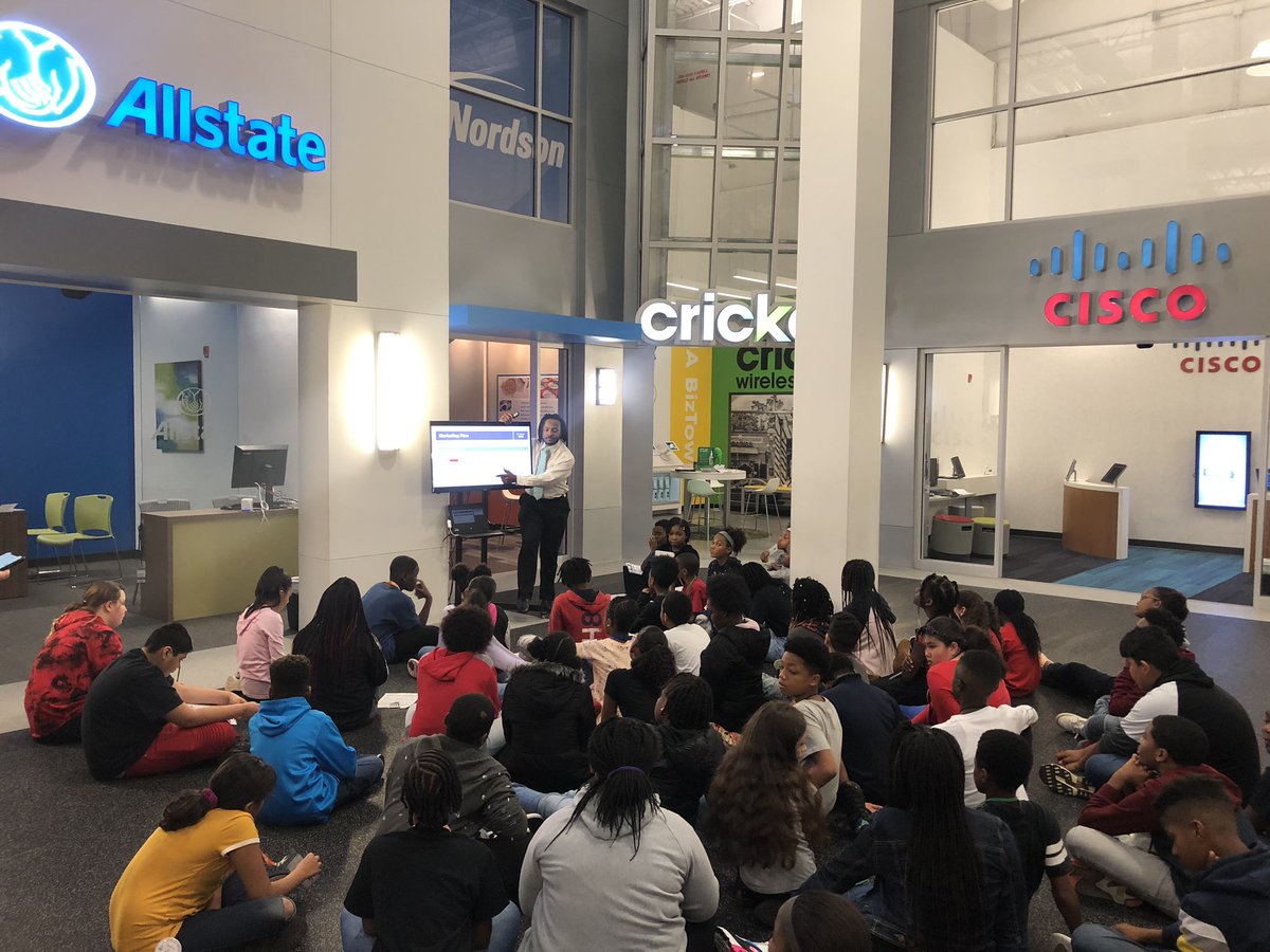 ConyersMiddle's tweet photo. After lunch students participated in breakout groups of marketing, accounts payable, accounts receivable, business operations, and customer service at JA Biz Town. On the job training reenforces life skills learned today.ππ @jageorgia @RockdaleSchools #CommandingExcellence https://t.co/j0Dd8tXgge