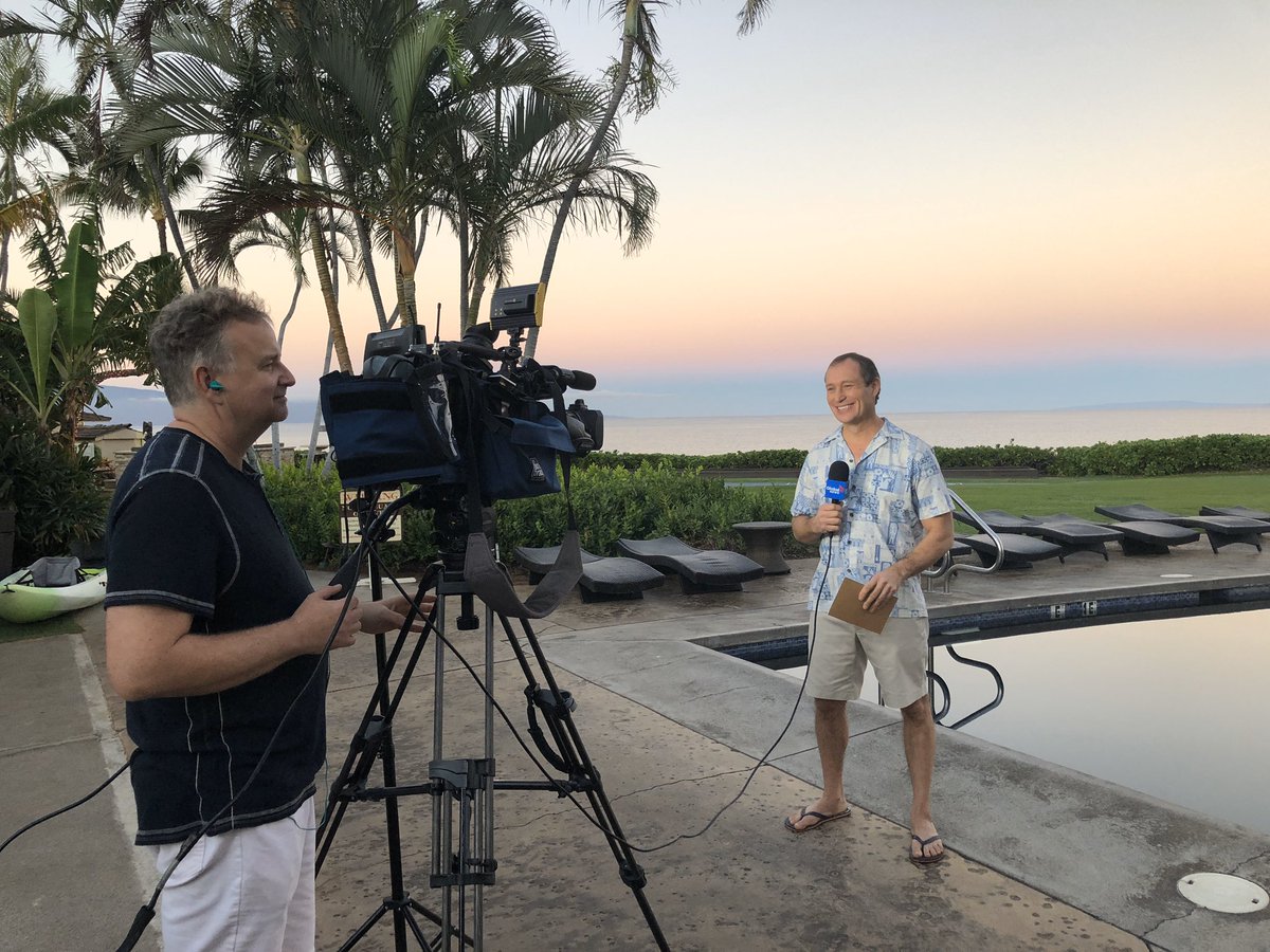 Reporting from paradise! <a href="/MMadryga/">Mark Madryga</a> &amp; <a href="/allan_coen/">Al Coen</a> going live on <a href="/GlobalBC/">Global BC</a> this morning from the <a href="/RoyalLahaina/">Royal Lahaina Resort</a> in Maui.