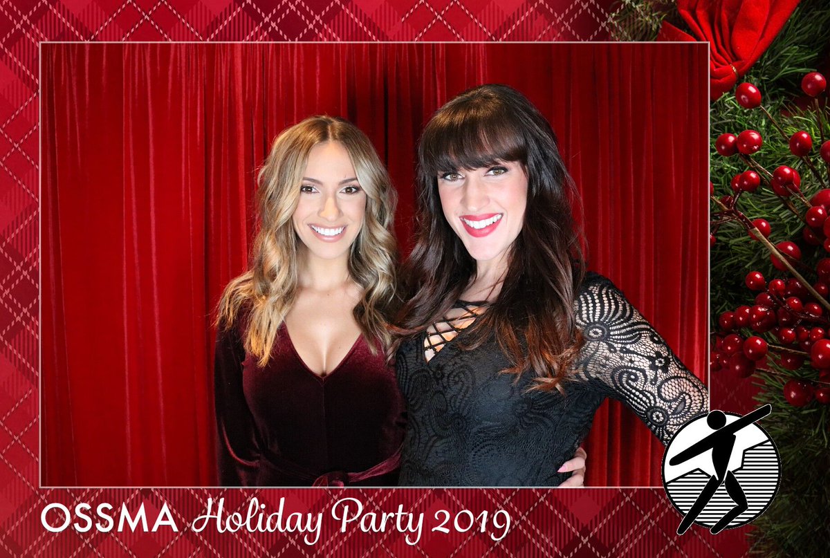 Fonteco's tweet photo. Warm smiles😊 this winter❄ for the 2019 holiday🎄 parties.
#holiday2019 #holidayparty #christmas2019 #merryphotobooth https://t.co/S2VInS5GPq