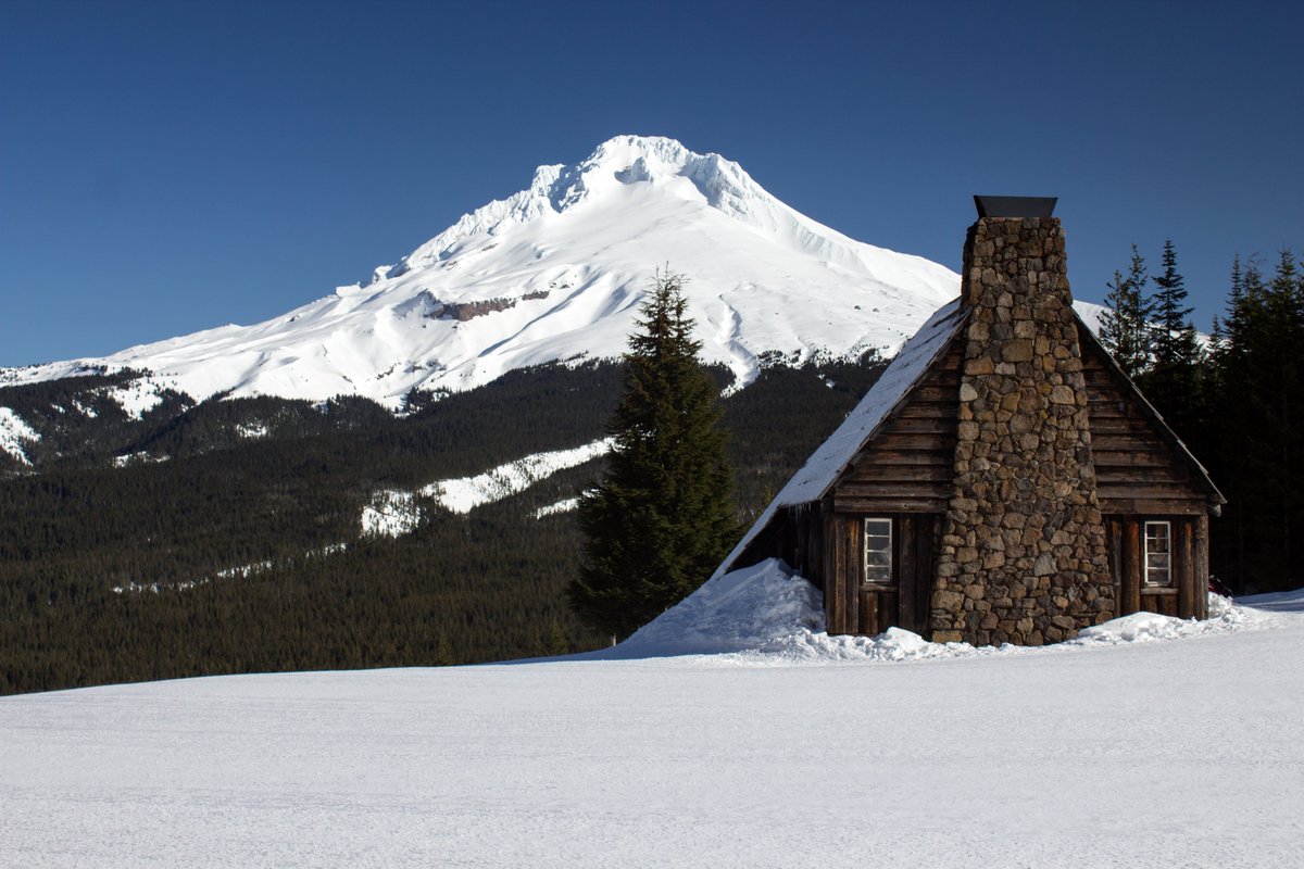 Home to three ski resorts, you'll never be bored <a href="/inMtHood/">MtHoodTerritory#OMHT</a>. Read about <a href="/HoodMeadows/">Mt Hood Meadows</a>, <a href="/timberlinelodge/">Timberline Lodge</a> and <a href="/skibowl/">Mt Hood Skibowl</a> in our latest issue. 

mtn.meetingsmags.com/mt-hood-home-t…