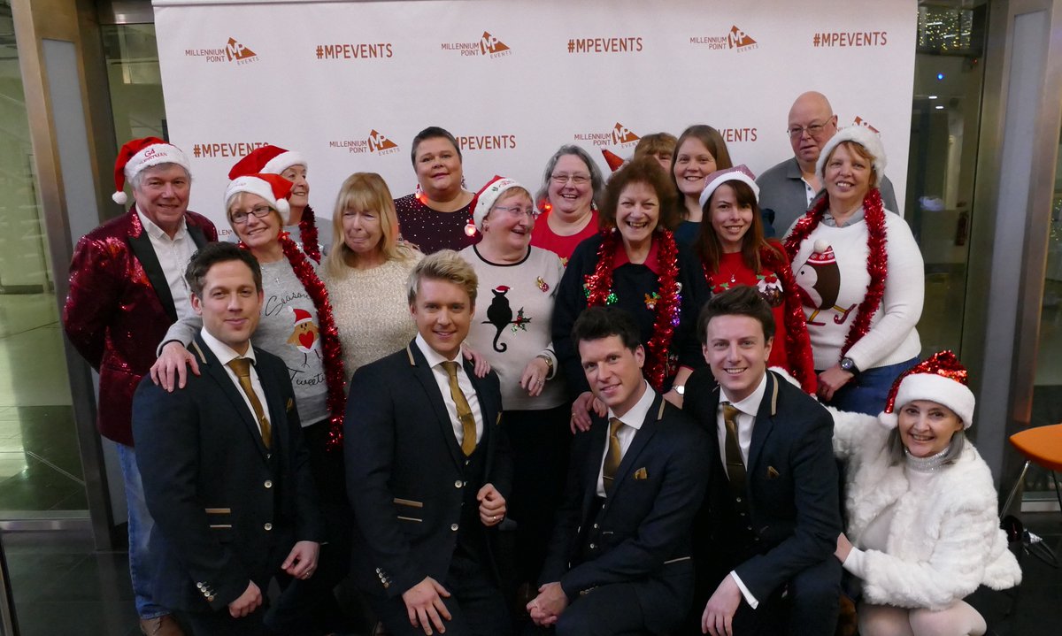 CIWarren's tweet photo. Home to Essex what a great day @millenniumpoint seeing the fabulous @G4Official here is our G4Fan pic taken at the meet and greet aftershow. Thank you to all the lovely staff and a big thank you to the fabulous G4 for such flawless performances and priceless moments #MPChristmas https://t.co/5DHLjteLm2