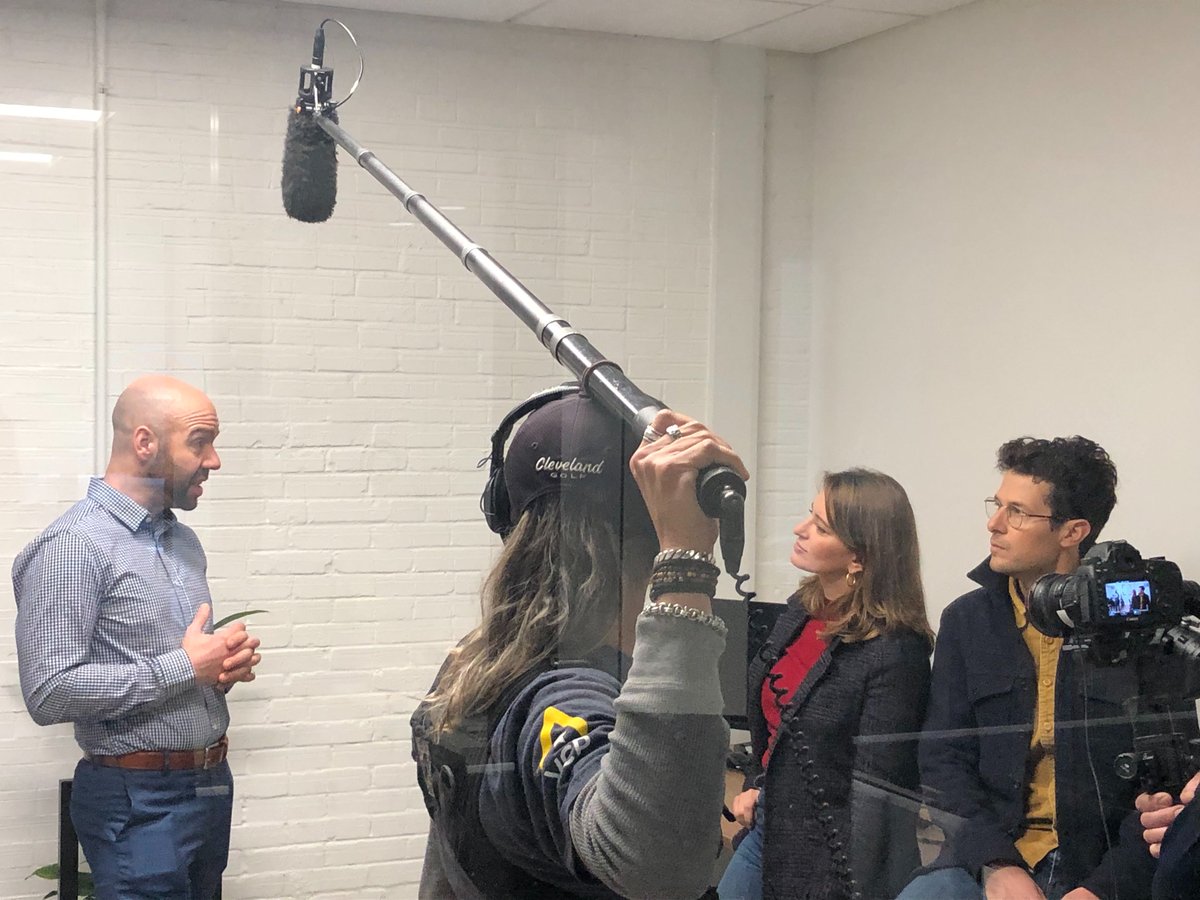 pursuitcowork's tweet photo. We had a few special coworkers join us today. 🙌🏼  

@KatyTurNBC + @jacobsoboroff of @msnbc were in the area for a feature on small businesses, entrepreneurs, and the economy in this part of PA and stopped by to chat with a few of our members! https://t.co/KFcYLMv2nA