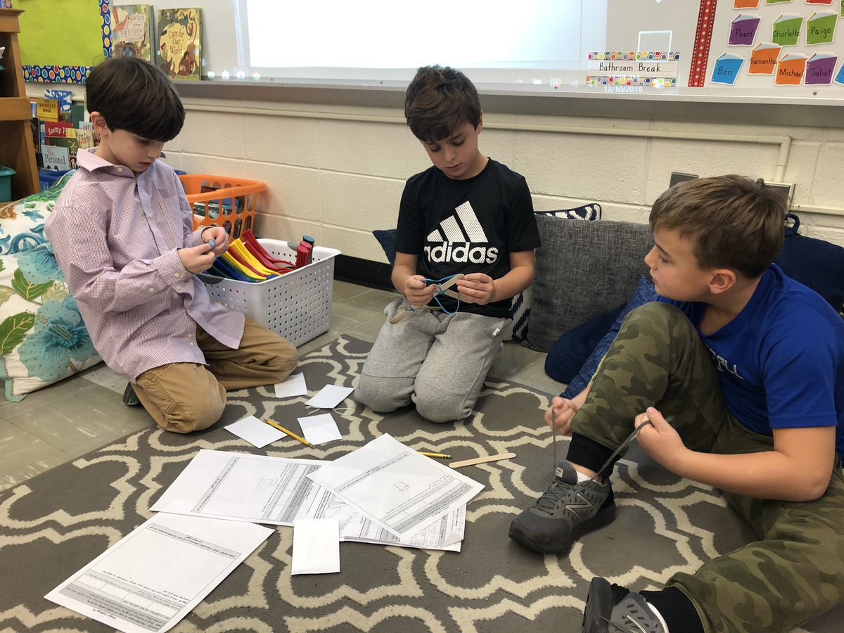 KymHarjes's tweet image. Moving on to Design Challenge 2 ✌🏽 #engineersatwork