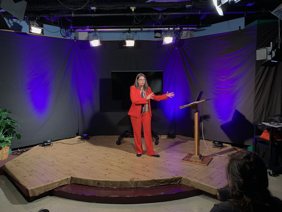 saujournalism's tweet photo. “At Guide, we’re not looking for a story to be reported. We are looking for a story being shown.” -Lori Futcher, editor of Guide Magazine #guide #journalism #ThisIsSJC https://t.co/2ug1Xb2P4k