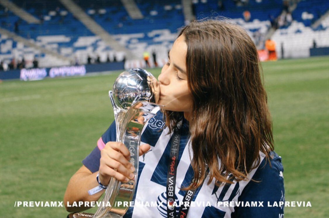 ArrambideNailea's tweet photo. Champs 💙😍 https://t.co/aGyfa7O618