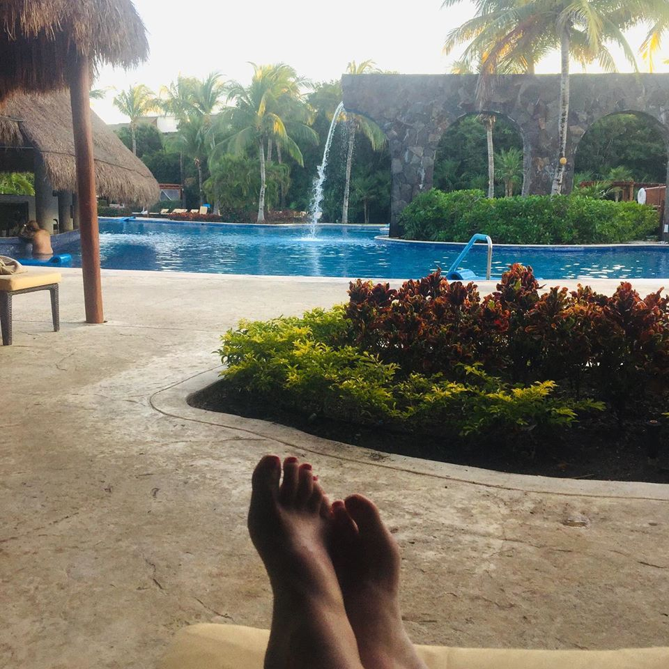 CPTravelAgency's tweet photo. Ahhh.....happy client toes!  Are your toes this happy today?
#mexicovacation #valentinimperialmaya #honeymoon #romanticvacation #cptravelcruise #sendyouaway https://t.co/HVYjVsgMu5