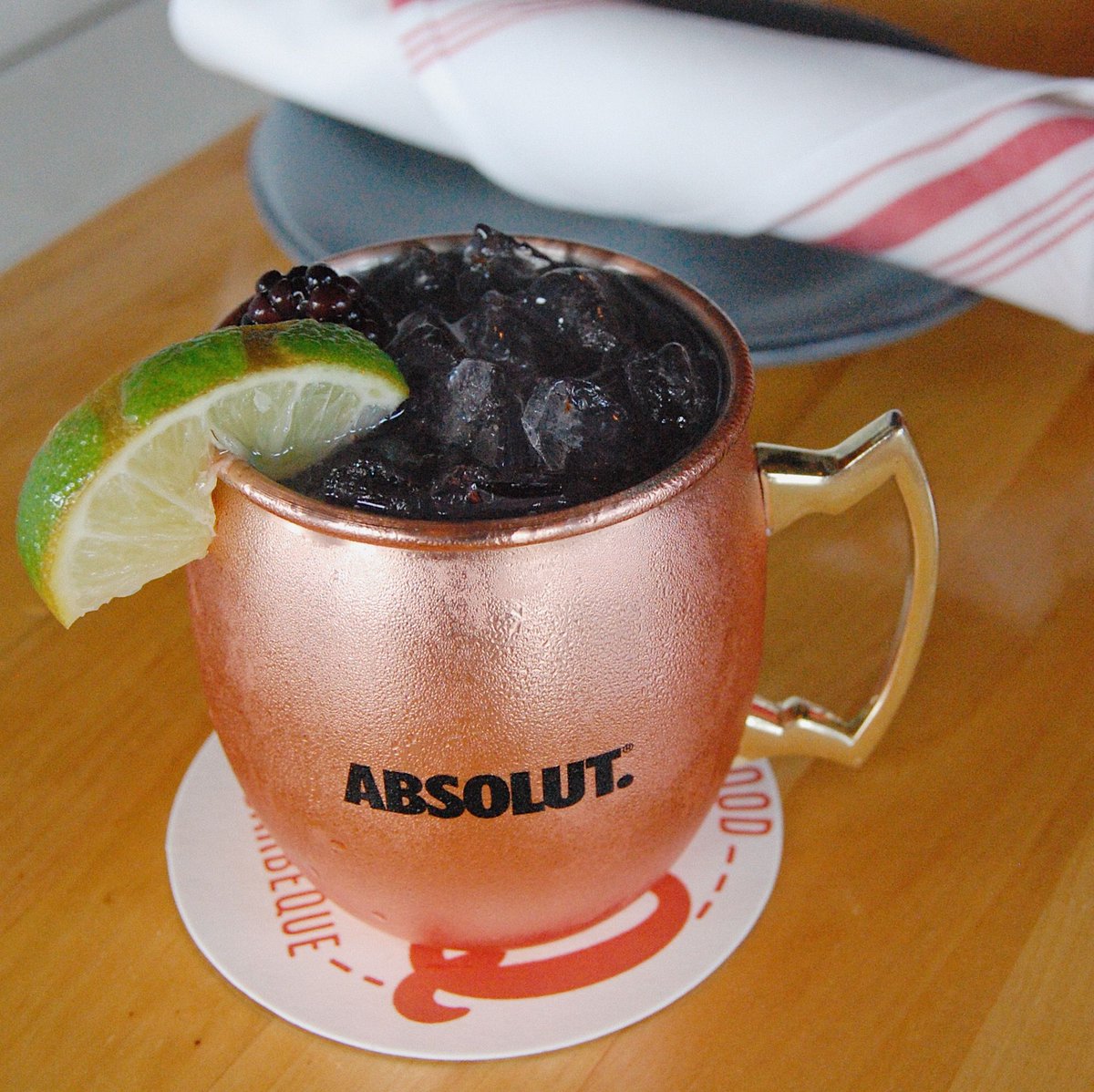 BrqRest's tweet photo. Try our refreshing blackberry mule — Wheatley vodka, lime juice, ginger simple syrup, ginger beer for $10! #BRQBR #BRQ #tastelouisiana #gobr #cheflife #eatbr #batonrouge #idigbr #225batonrouge #eatlovebr #geauxlocal #drinks #drinkmenu #moscowmule https://t.co/DWge4a9dDw